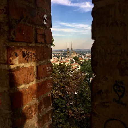 Spilberk Castle View, Private Suite, Center Homestay